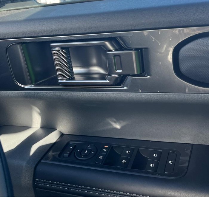 2025 Kia Tasman S