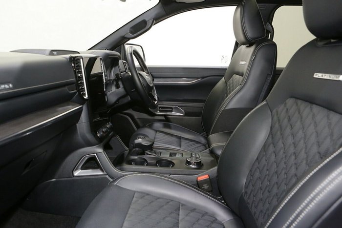 2025 Ford Everest Platinum
