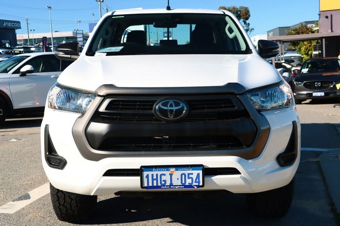 2020 Toyota Hilux SR