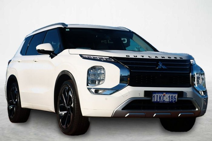 2024 Mitsubishi Outlander Exceed