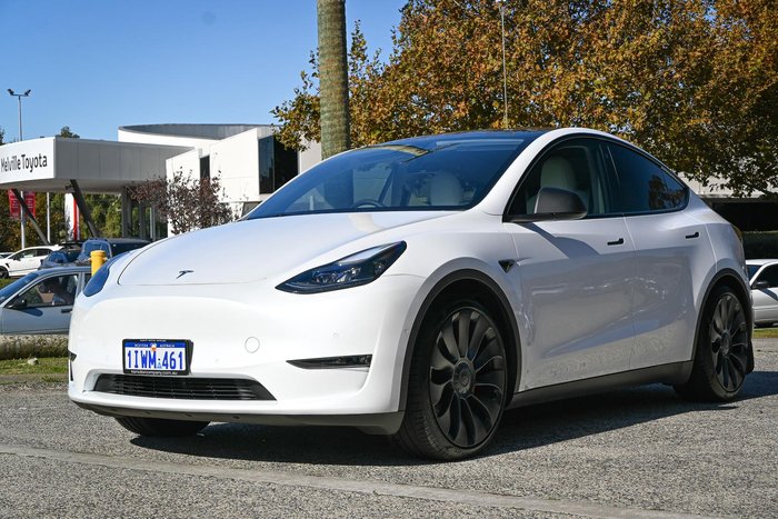 2023 Tesla Model Y Performance
