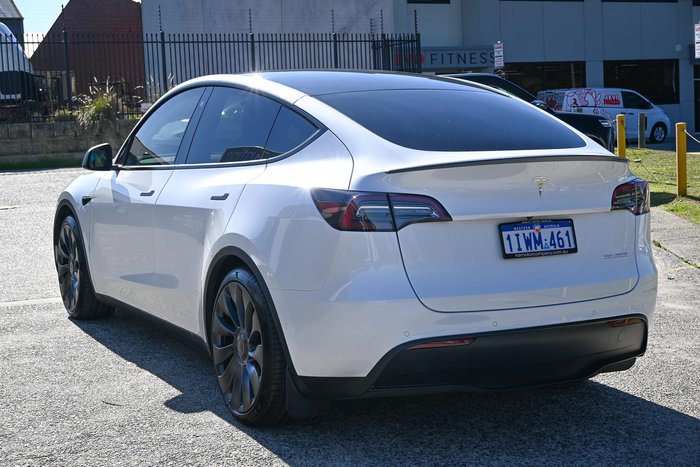 2023 Tesla Model Y Performance