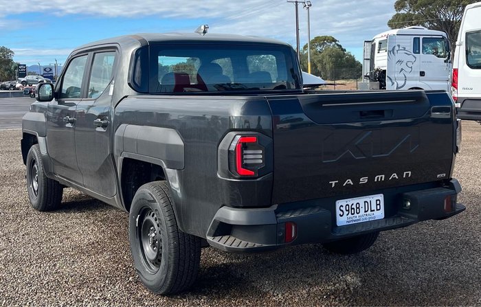 2025 Kia Tasman S
