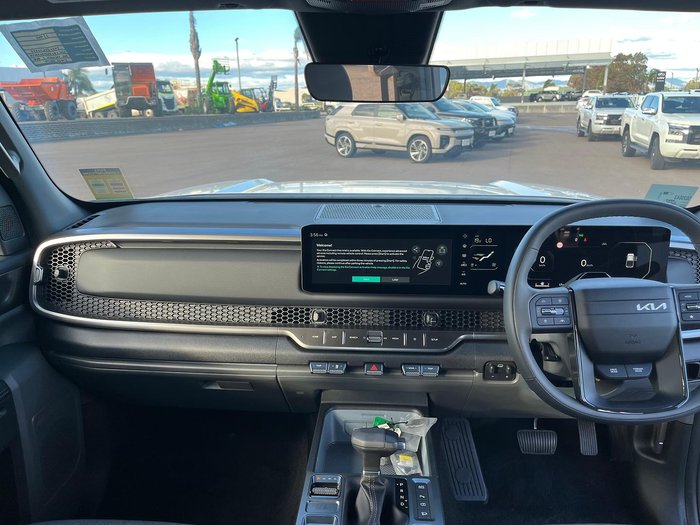 2025 Kia Tasman S