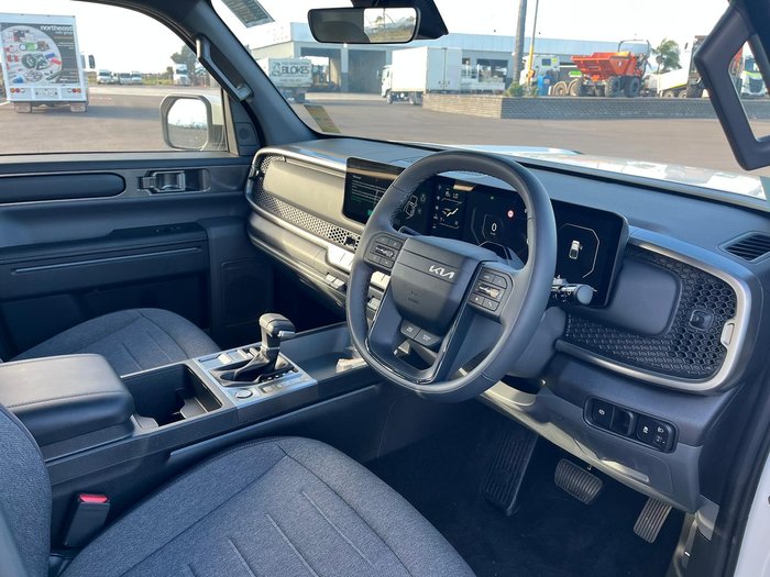2025 Kia Tasman S