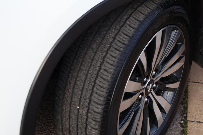 2020 Mitsubishi Outlander LS