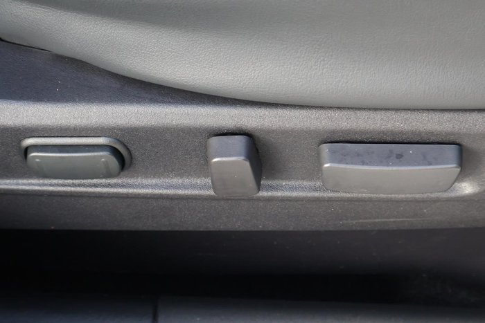2020 Mitsubishi Outlander LS