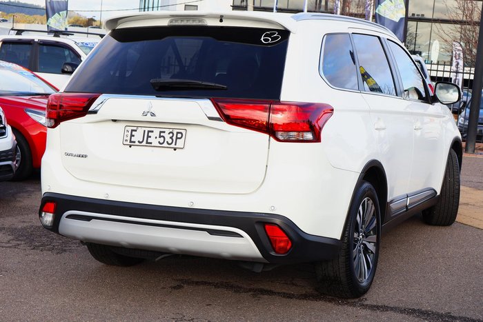 2020 Mitsubishi Outlander LS