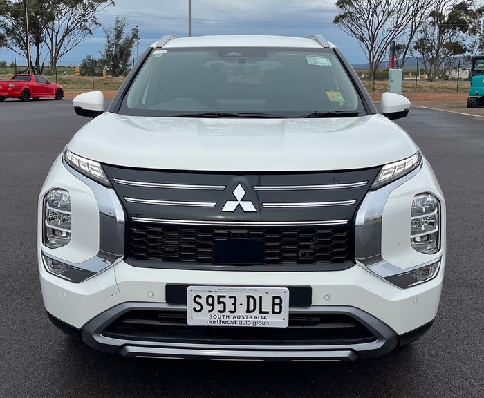 2025 Mitsubishi Outlander Aspire