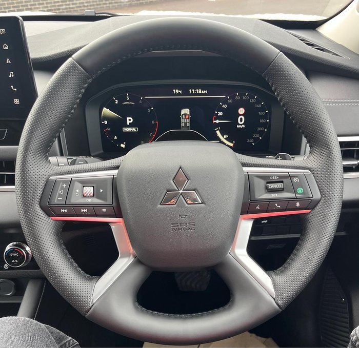 2025 Mitsubishi Outlander Aspire