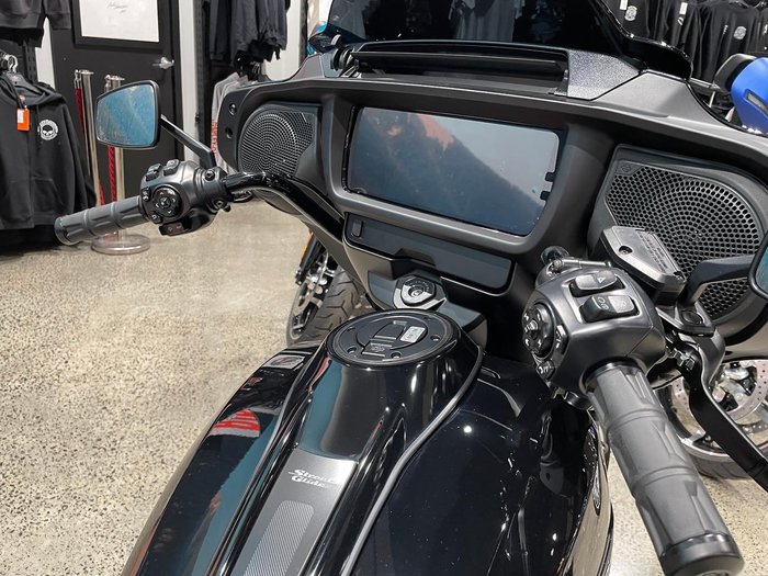2026 Harley-Davidson Street Glide 117 (FLHX)