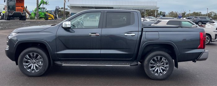 2025 Mitsubishi Triton GLS