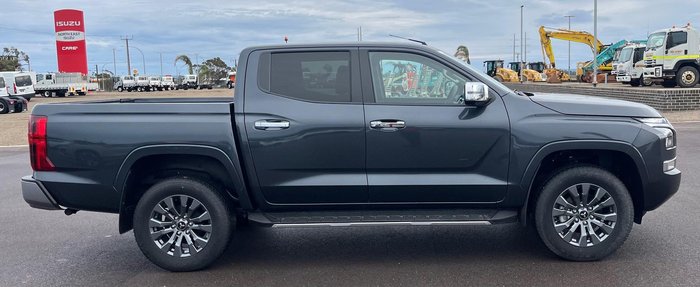2025 Mitsubishi Triton GLS