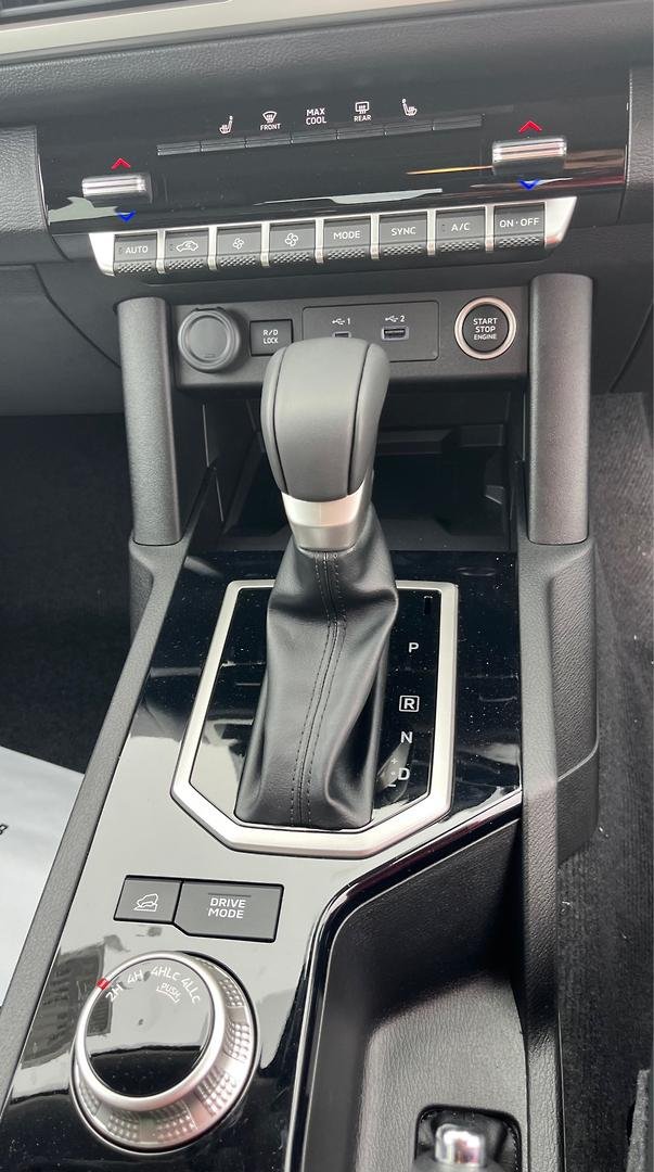 2025 Mitsubishi Triton GLS