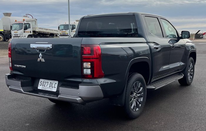 2025 Mitsubishi Triton GLS