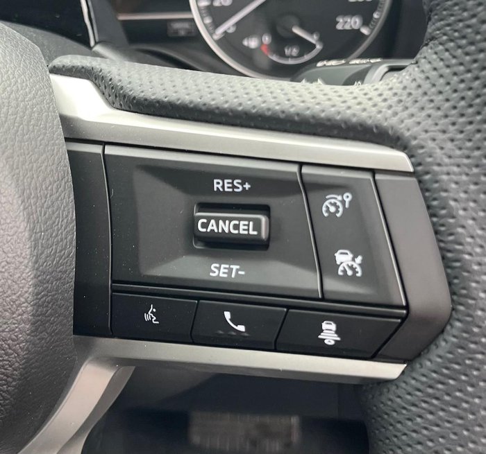 2025 Mitsubishi Triton GLS