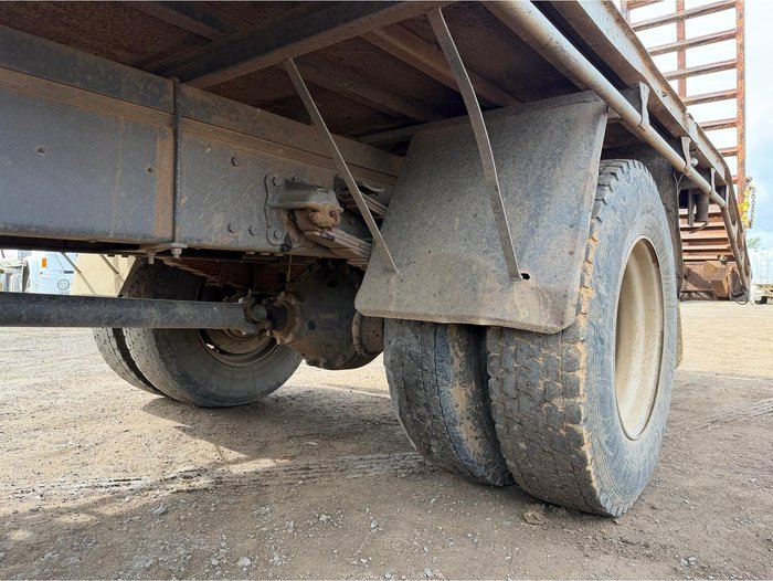 2000 Hino Ff1j