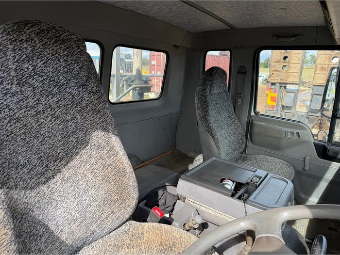 2000 Hino Ff1j
