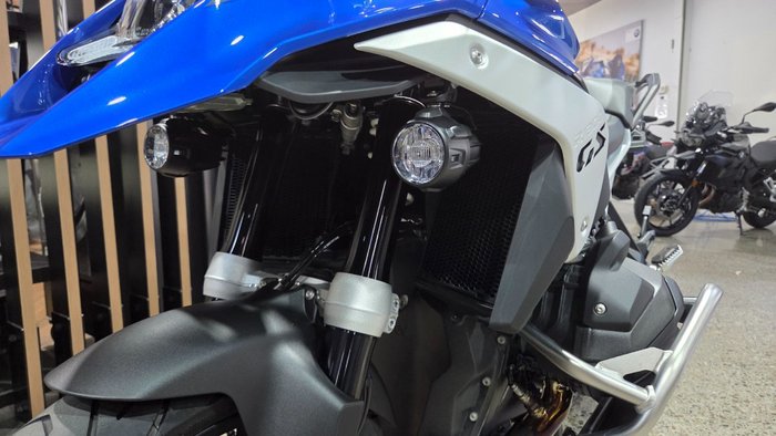 2026 BMW Motorrad R 1300 GS RACINGBLUE METALLIC