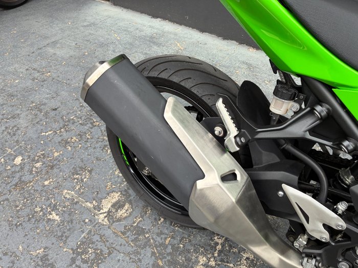 2023 Kawasaki NINJA 400 GREEN
