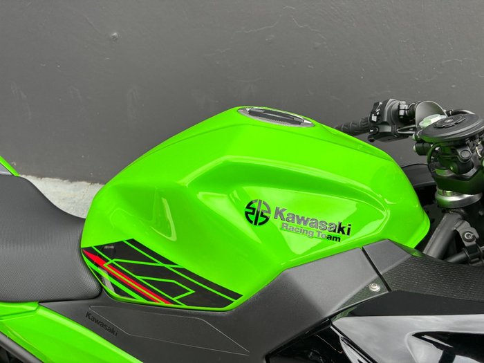 2023 Kawasaki NINJA 400 GREEN