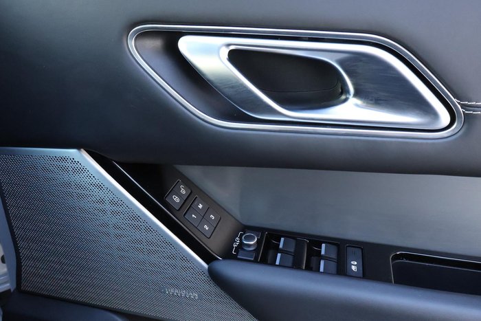2019 Land Rover Range Rover Velar D300 R-Dynamic HSE