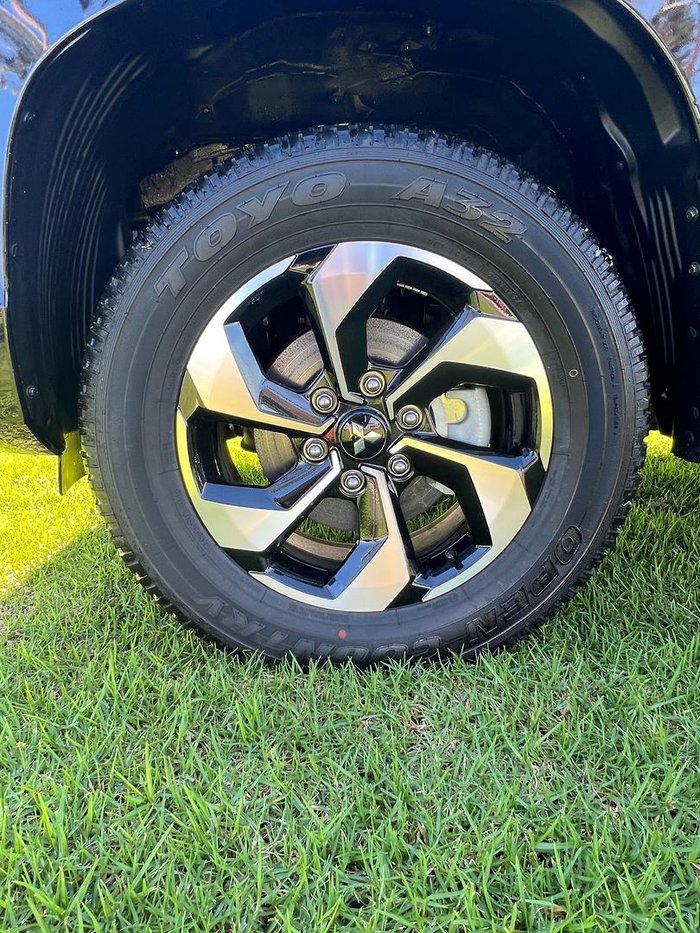 2024 Mitsubishi Pajero Sport Exceed QG MY25 4X4 Dual Range Black Mica