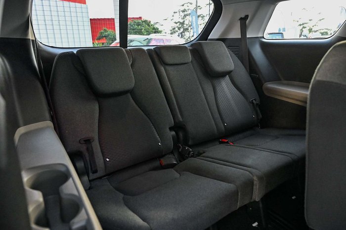 2024 Kia Carnival S