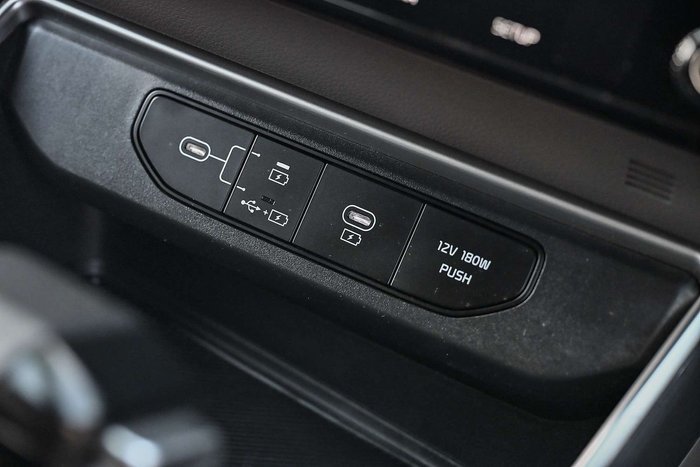 2024 Kia Carnival S