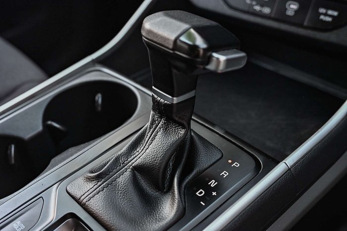 2024 Kia Carnival S
