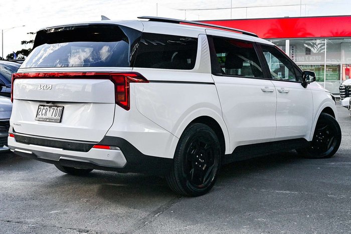 2024 Kia Carnival S