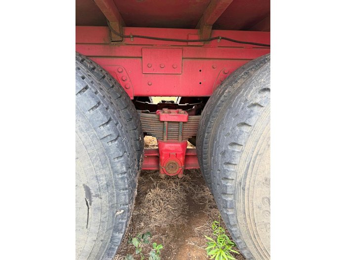 1989 International Acco 2250D