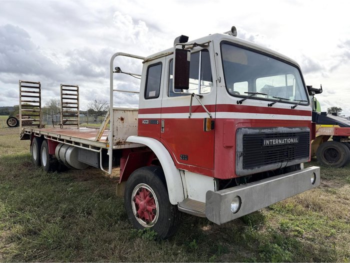 1989 International Acco 2250D
