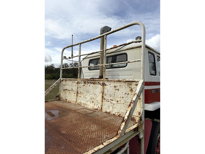 1989 International Acco 2250D