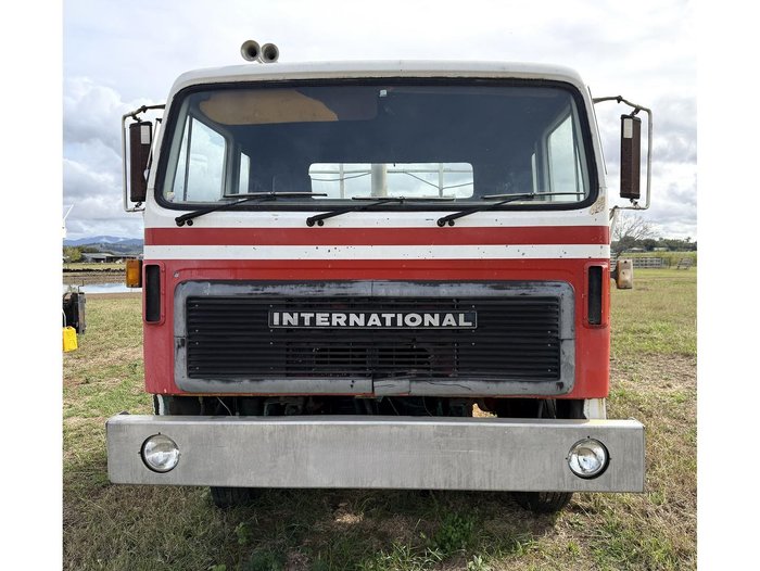 1989 International Acco 2250D