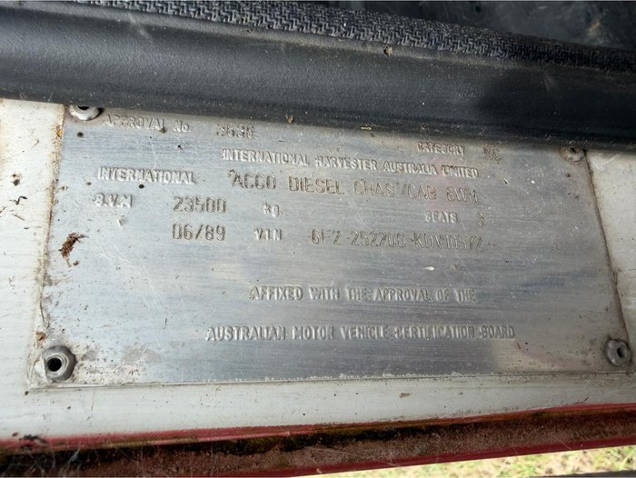 1989 International Acco 2250D