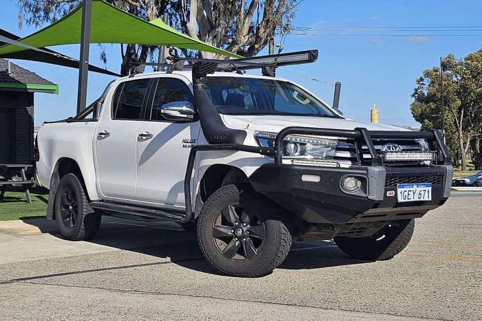 2015 Toyota Hilux