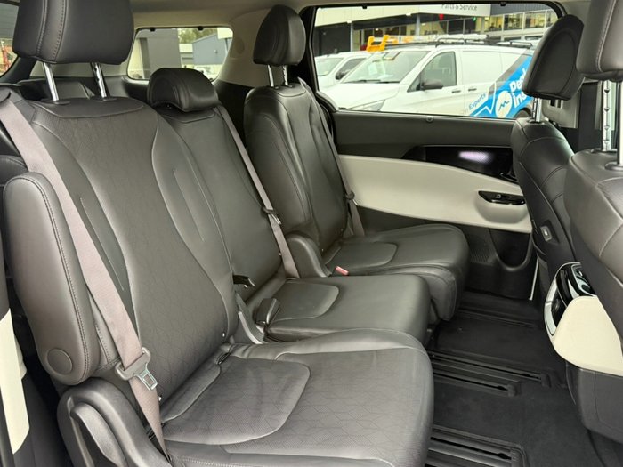 2023 Kia Carnival Platinum