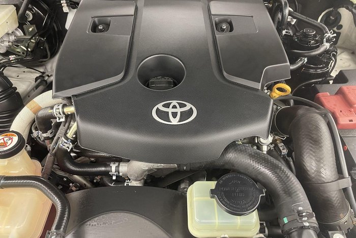 2021 Toyota Hilux Rogue GUN126R 4X4 Dual Range White