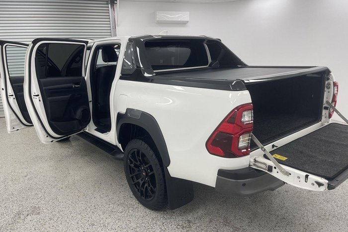 2021 Toyota Hilux Rogue GUN126R 4X4 Dual Range White