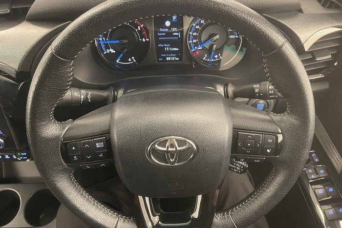 2021 Toyota Hilux Rogue GUN126R 4X4 Dual Range White