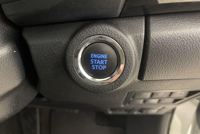 2021 Toyota Hilux Rogue GUN126R 4X4 Dual Range White