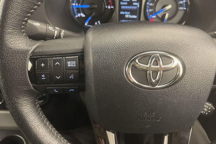 2021 Toyota Hilux Rogue GUN126R 4X4 Dual Range White