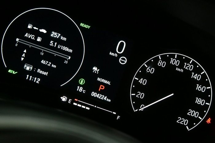 2025 Honda HR-V e:HEV X