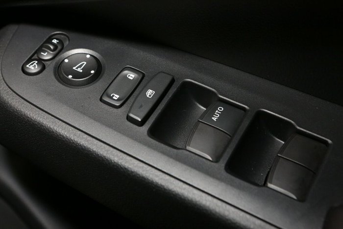 2025 Honda HR-V e:HEV X