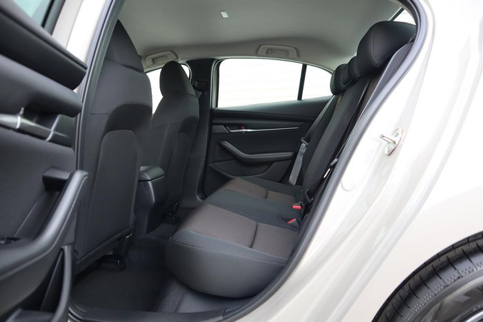 2025 Mazda 3 G20 Pure