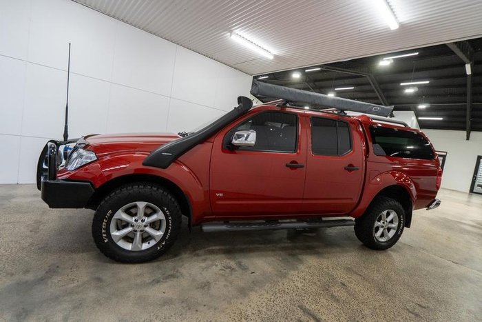 2012 Nissan Navara ST-X