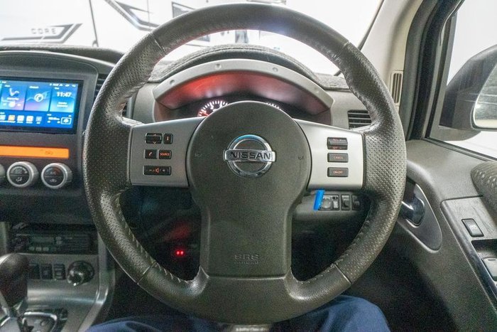 2012 Nissan Navara ST-X