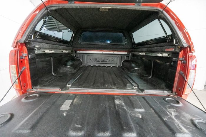 2012 Nissan Navara ST-X