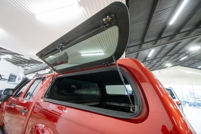2012 Nissan Navara ST-X